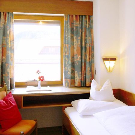 Heart Hotel Alpenheim Санкт-Антон-ам-Арльберг Экстерьер фото